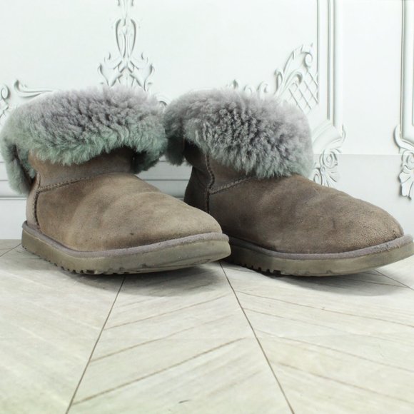 UGG Australia Bailey Brown Suede Lined Button Winter Ankle Boots US 6 - Picture 3 of 9